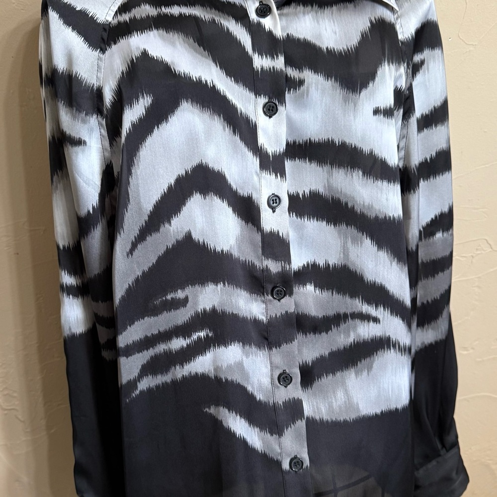Chico's Monochrome Zebra Patterned Blouse